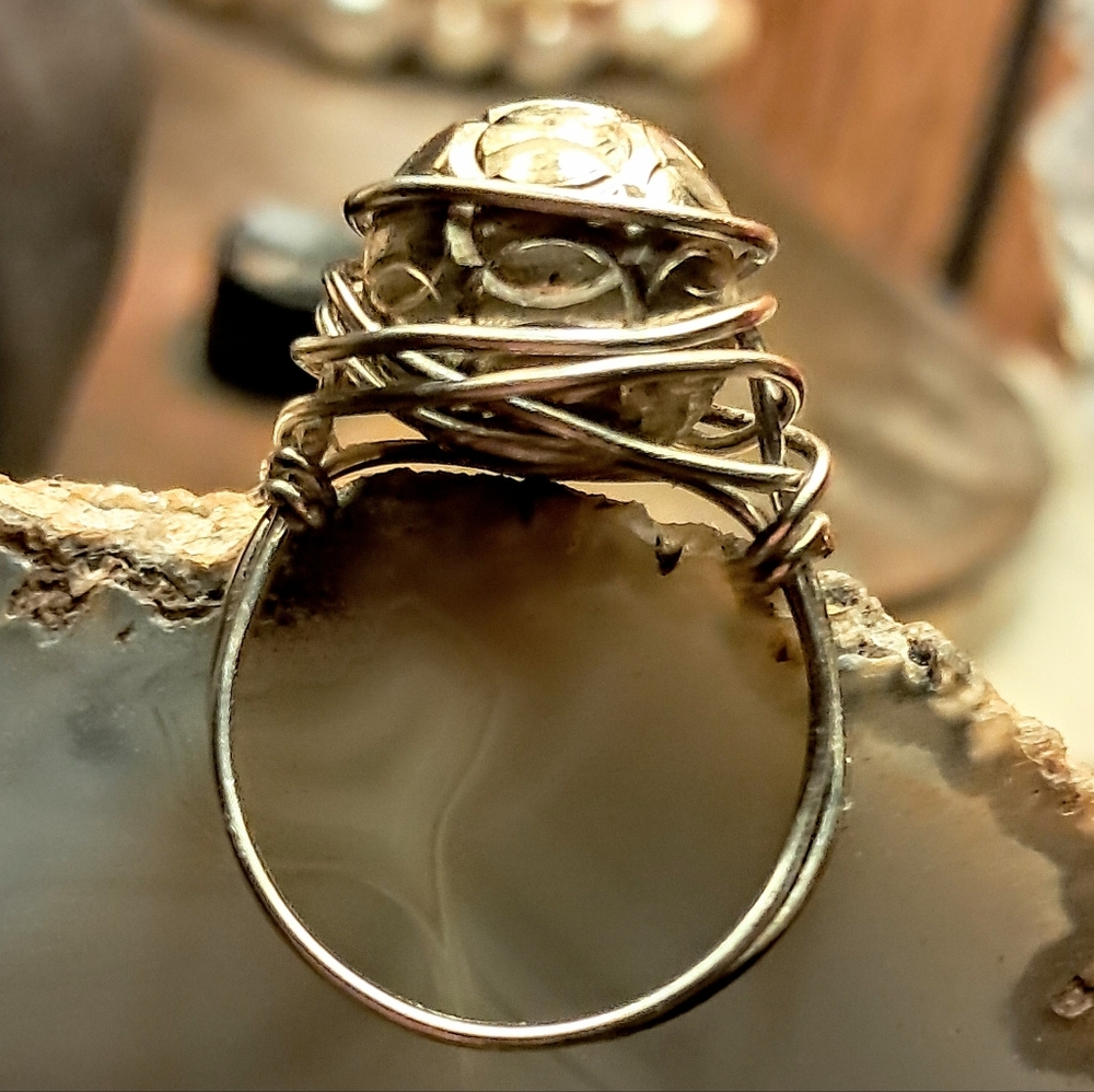 🌇HOLD for CG.🌇Vintage Wire Wrapped Bead Ring, Size 8 - Picture 2 of 7